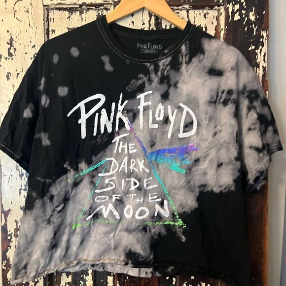Pink Floyd Dark Side Of The Moon tie dye cropped tshirt. Size XL. Women’s. - Picture 1 of 5